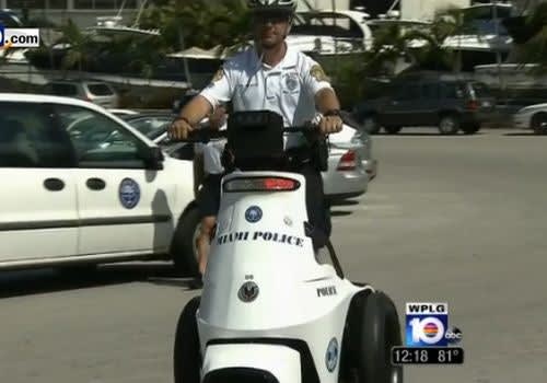 Miami PD Purchases 9 Electric Stand-up Vehicles