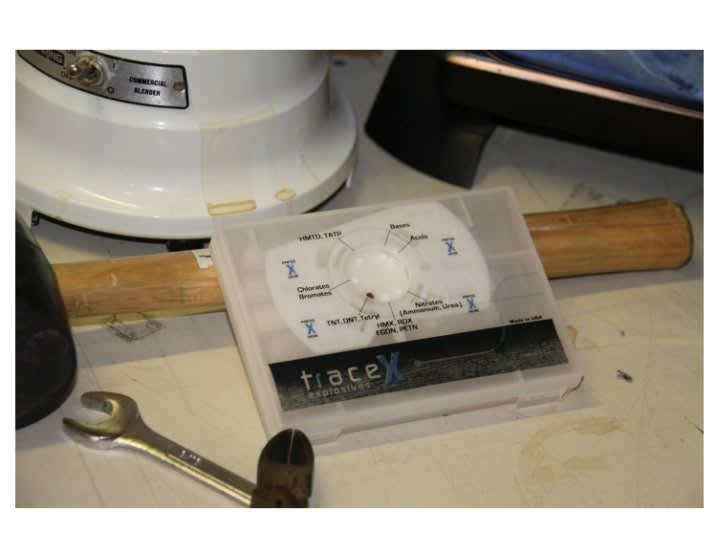 TraceX Explosives Detection Kit