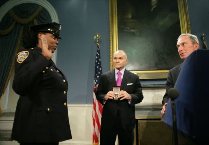 Salon Cop Promoted to Detective