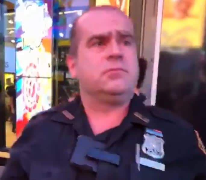 Video: Another Video of Citizen Harassing NYPD Officer Surfaces