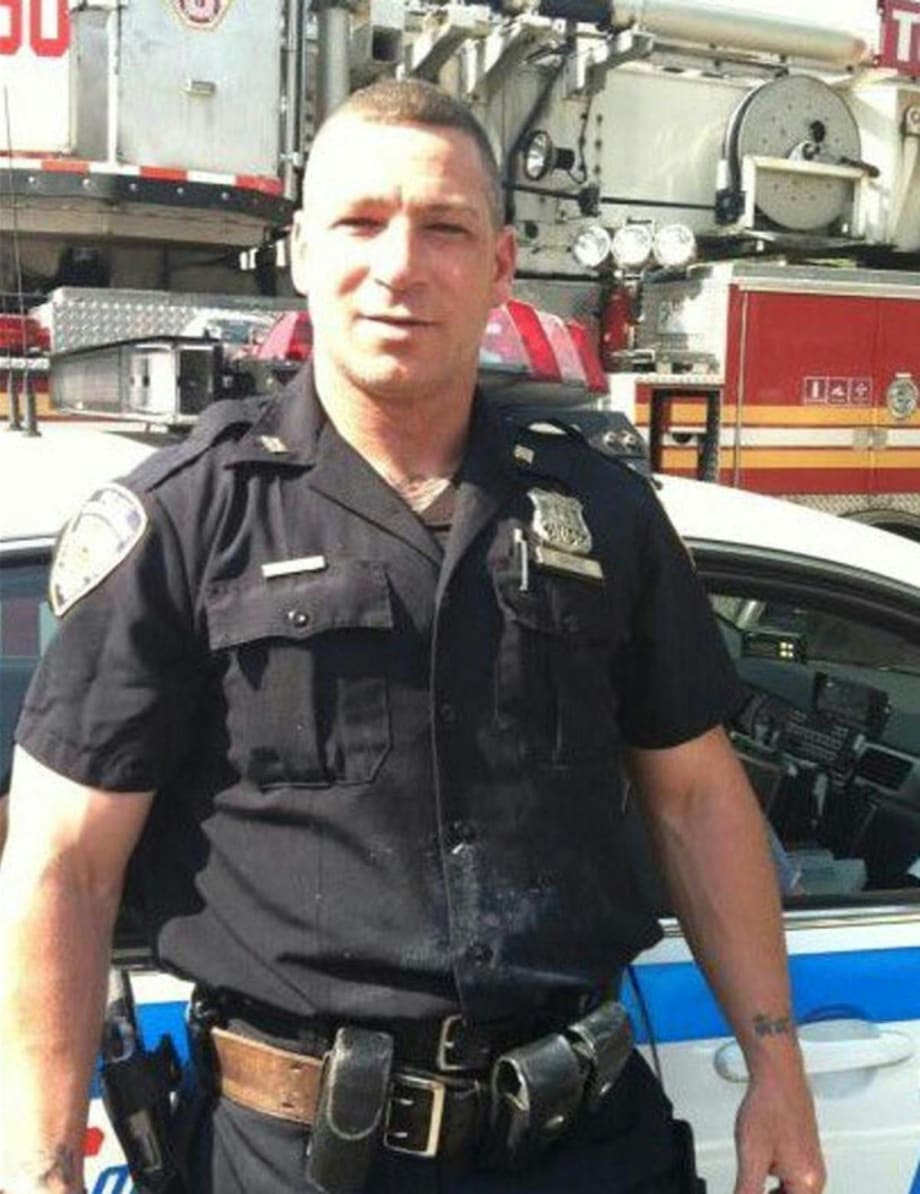 NYPD Officer Dies of 9/11-Related Brain Cancer at 44