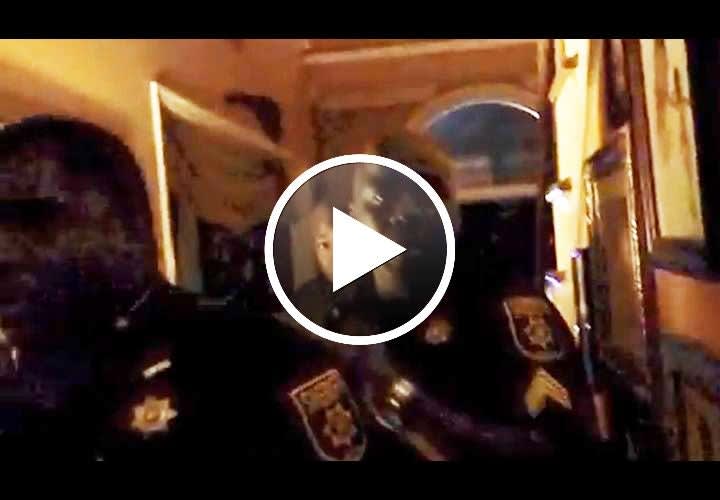 Video: Ga. Deputies Probed for Home Entry