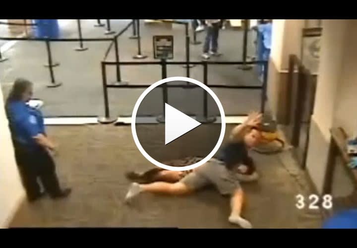 Video: Off-Duty Cop Stops Hawaiian Airport Attack