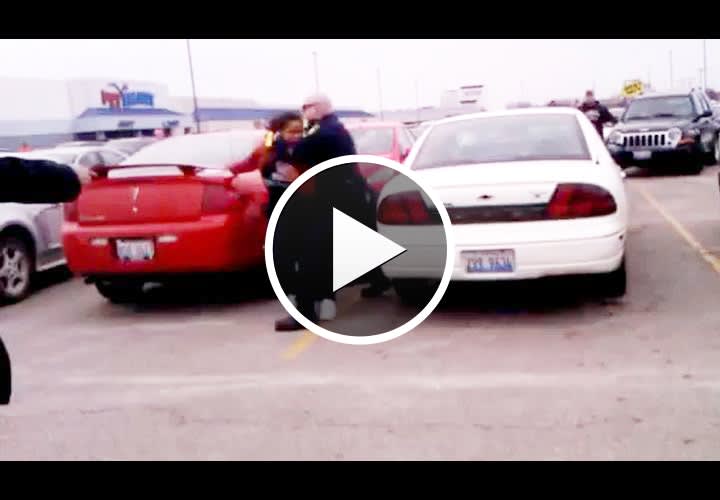 Video: Ill. Agency Backs Officer who TASERed Pregnant Woman