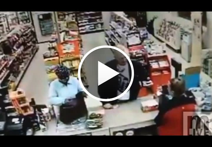 Video: Mich. Man Impersonates Cop