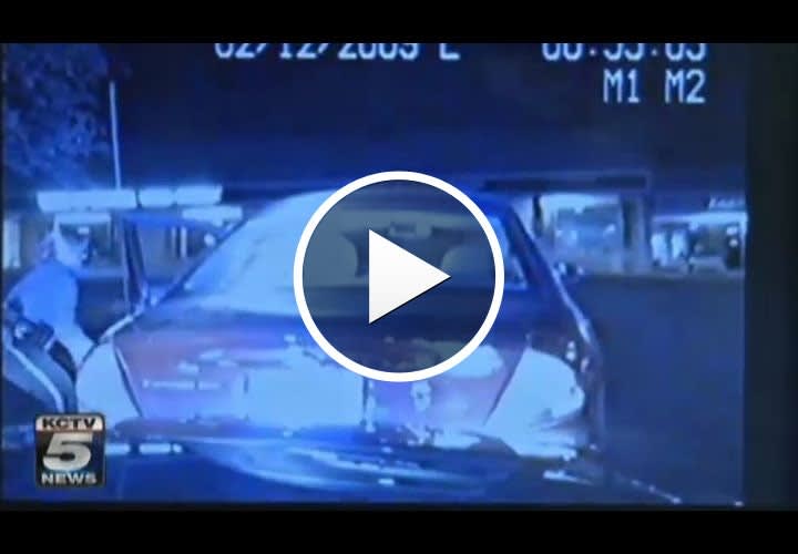 Video: Cleared Mo. Cop Returns to Duty