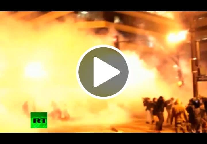 Video: Oakland Police Tear Gas Occupy Protesters