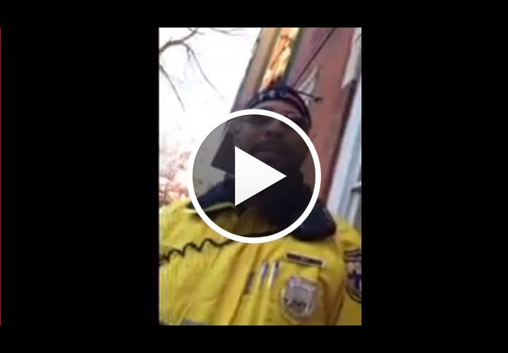 Video: Philly Cops Question Open Carry Activist