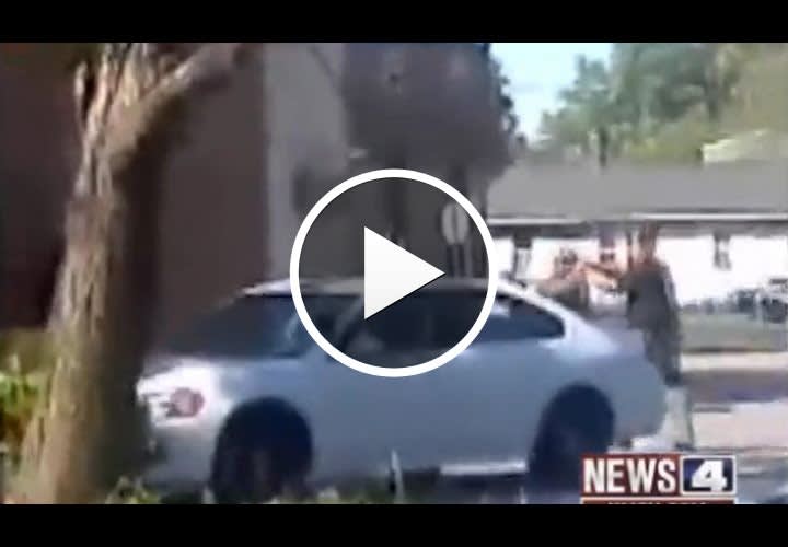 Video: Ill. Cop Shoots Man Who Didn't 'Put It Down'