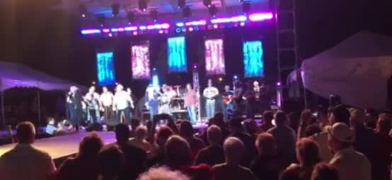 Video: Kentucky Troopers Perform with Oak Ridge Boys at State Fair