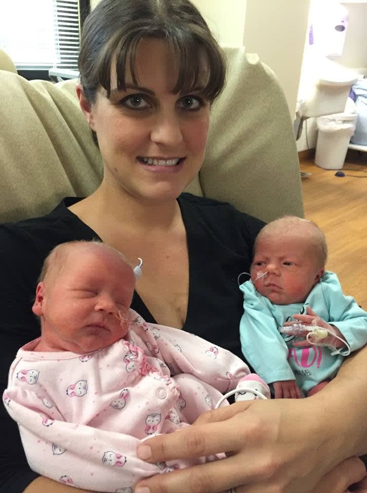 Minnesota Officers Resuscitate Newborn, Then Deliver Her Twin Sister