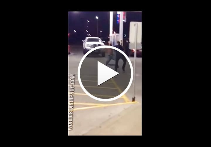 Video: Illinois Man Fights Officers at Gas Station