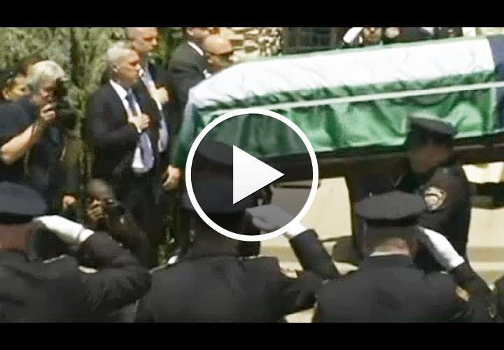 Video: Tens of Thousands Attend Funeral for Slain NYPD Officer