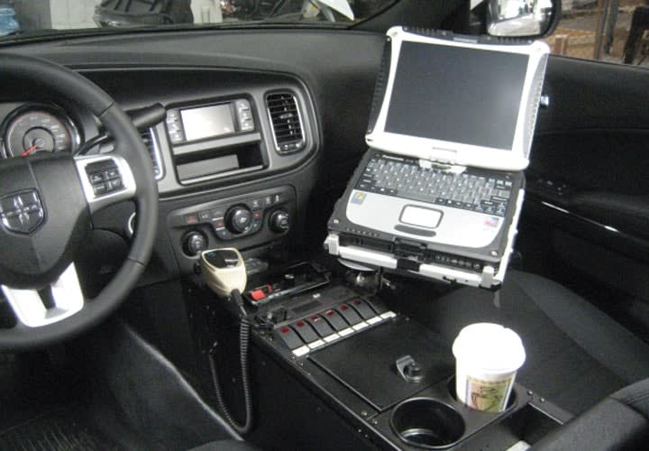 2011 OEM Mounts and Docks