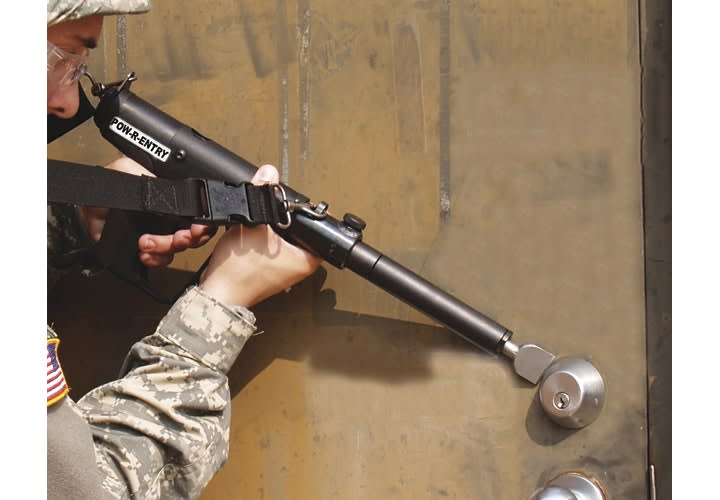 Pow-R-Entry Breaching Tool