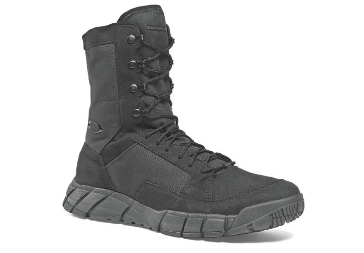 Police Product Test: Oakley SI Light Assault Boots