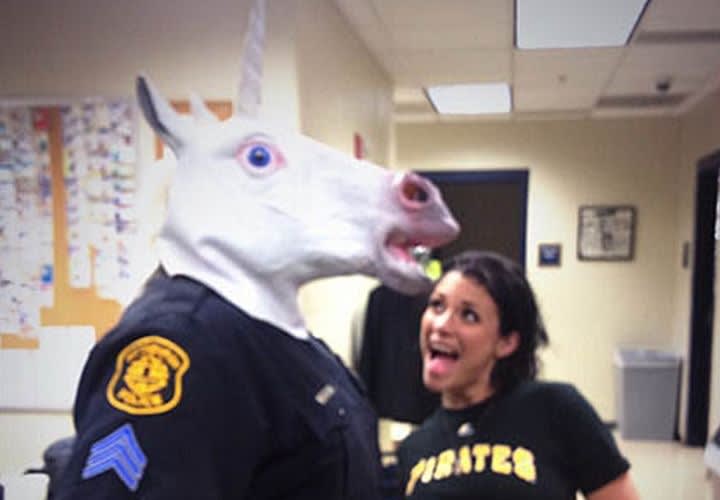 Pittsburgh Officer Who Posed with Porn Star Faces Discipline