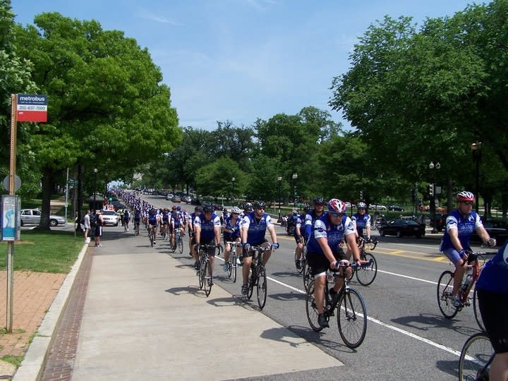 Police Unity Tour Arrives at the National LEO Memorial