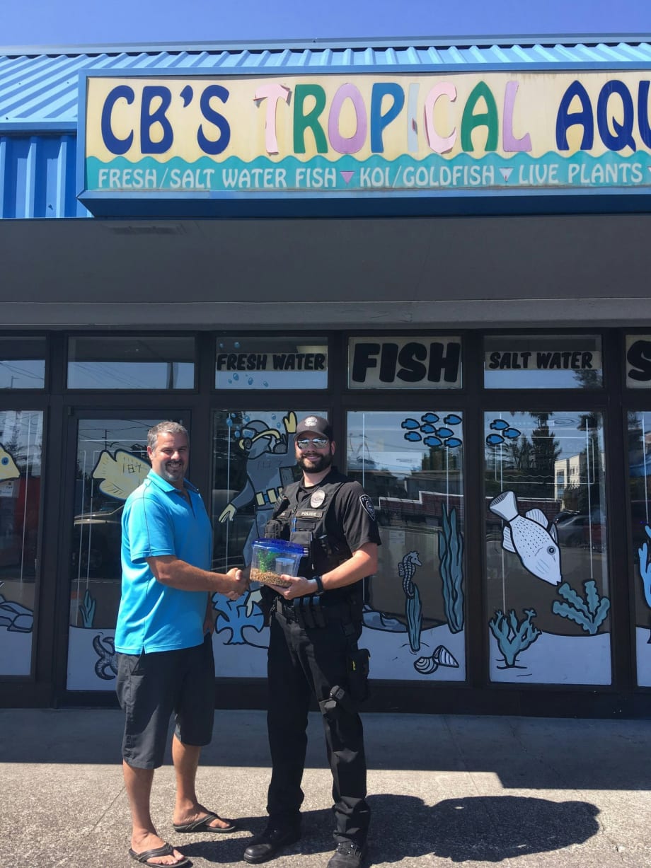Oregon Officers Save Pet Fish from Tank Filled with Garbage, Cigarette Butts