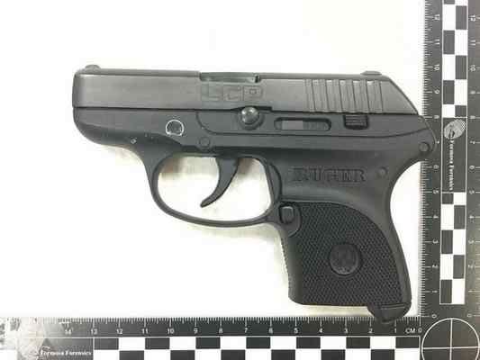 CA Officer Detained in Taiwan After TSA Misses Gun in her Bag at LAX