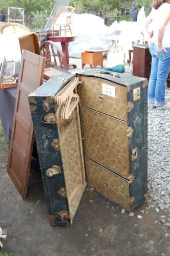 LAPD Investigates Mystery of Mummified Infants