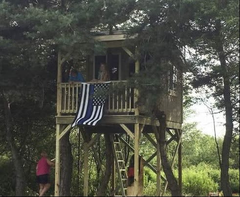 Officers Finish Building Treehouse for Fallen Trooper's Daughter