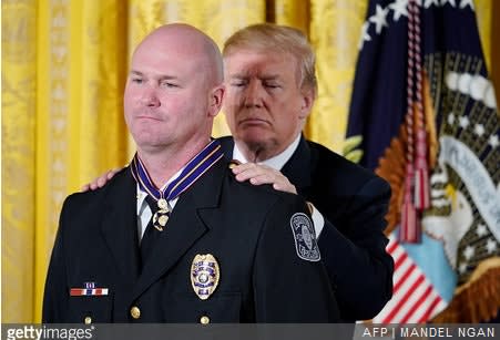Trump Honors 9 Law Enforcement Officers with Medals of Valor