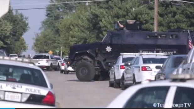 Video: Man Wanted for Shooting Tulsa Officer Kills Self During Police Raid