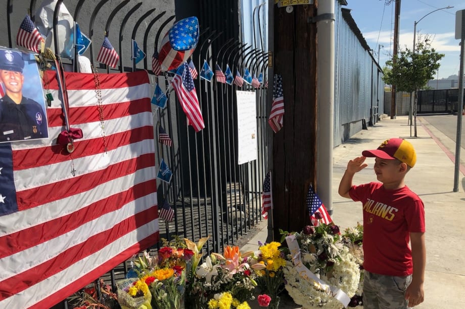 California Boy Organizes Event to Honor Slain LAPD Officer