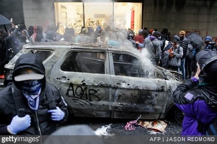 Seattle Report Says Officers Could Have Defused Violence by Siding with Protesters