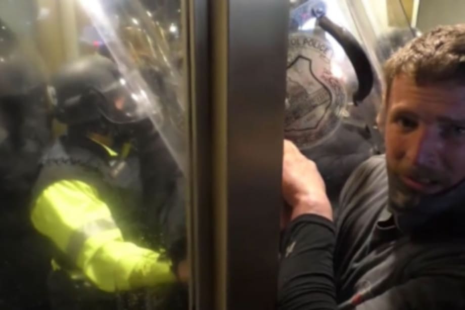 Man Gets 7.5 Years for Dragging Officer into Crowd During Jan. 6 Riot