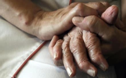 Ohio Bill Would Give Police Training on Contact with Alzheimer's Patients