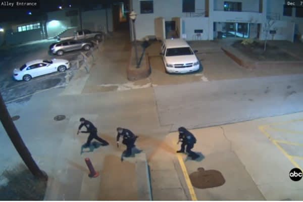 Arkansas Police Release Surveillance Video of Assassination of Officer
