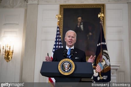 Biden Backs Police Reform Bill Banning Chokeholds and Ending Qualified Immunity