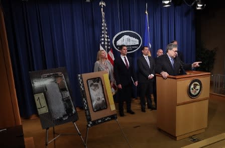 Attorney General Slams Apple for Not Cracking Terrorist's iPhones