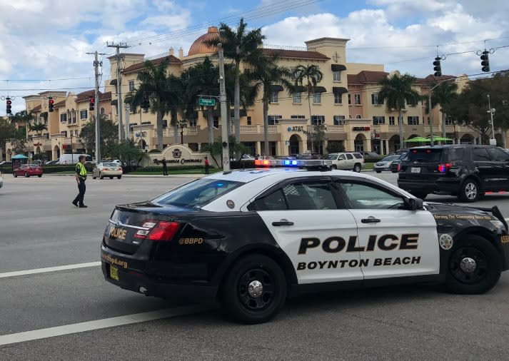 Florida Officer Struck by Vehicle Treated at Local Hospital
