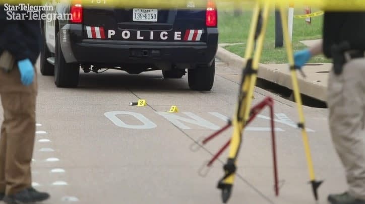 TX Officer Shot at Traffic Stop, Suspects at Large