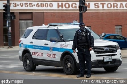 Chicago Officers May Soon Have to Ask Supervisors Before Starting Foot Chase