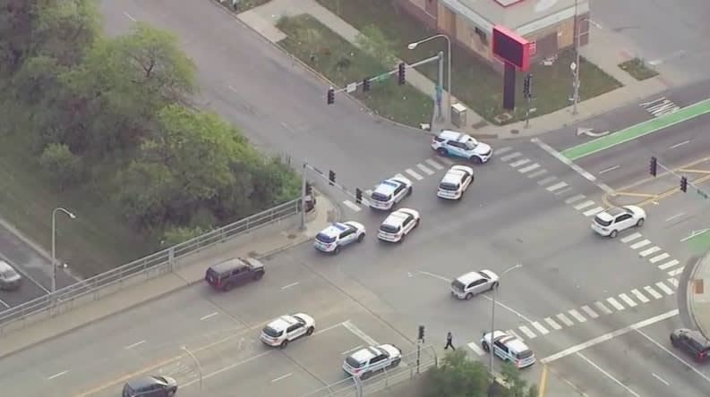 ATF Agents, Chicago Officer Shot in Unmarked Vehicle