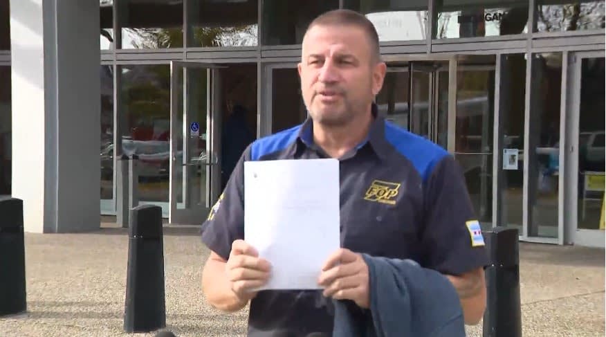 Chicago FOP Head Retires, Will Continue to Lead Union