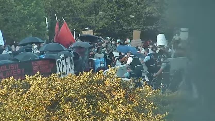 Chicago Police Ordered to Wear Protective Gear at Future Protests