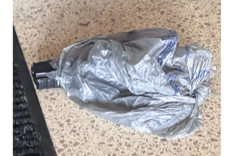 Man Brandishing Pistol Shot Inside Chicago Police Station