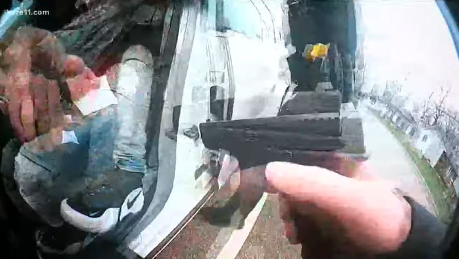 MN Chief Says Officer Drew Gun Instead of Taser in Fatal Traffic Stop Shooting