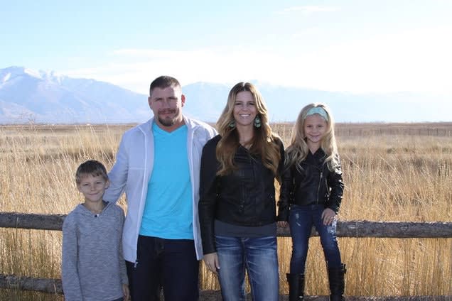 Utah Officer Reportedly Killed Family and Self