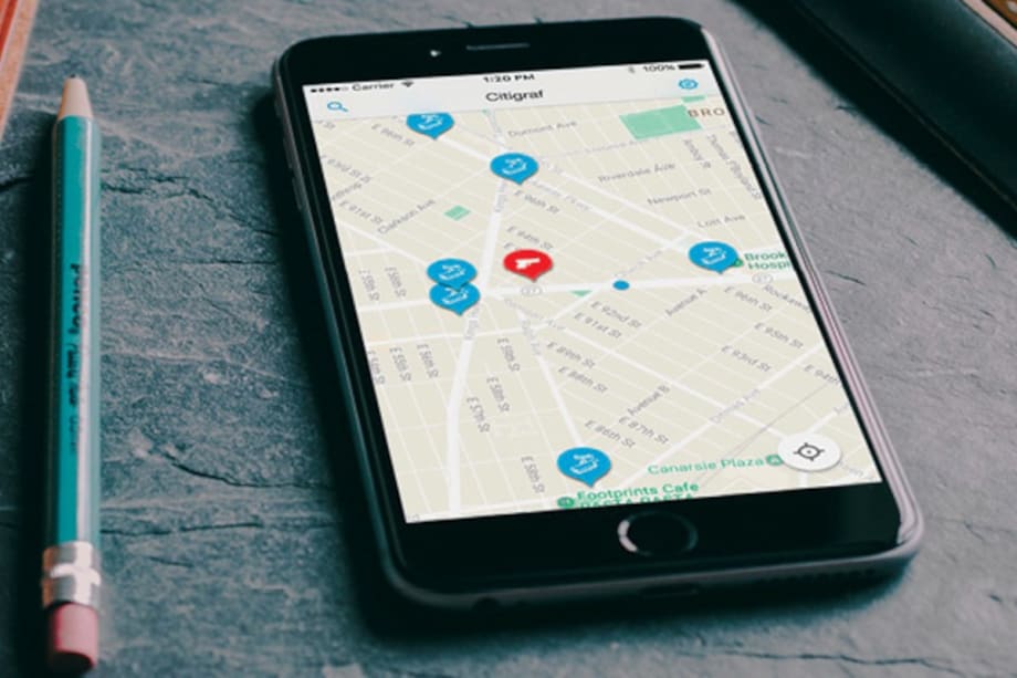 Genetec’s Citigraf can run on a variety of devices including smartphones, so it can be used in the field as well as in the office. Officers receive alerts, so that they can quickly intervene. [|CREDIT|]
