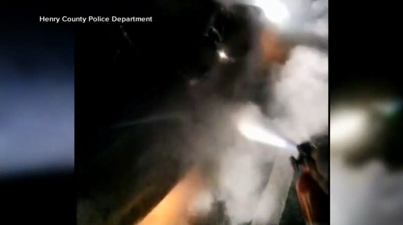 Video: 2 Georgia Officers Honored for Rescuing Man from Burning Vehicle