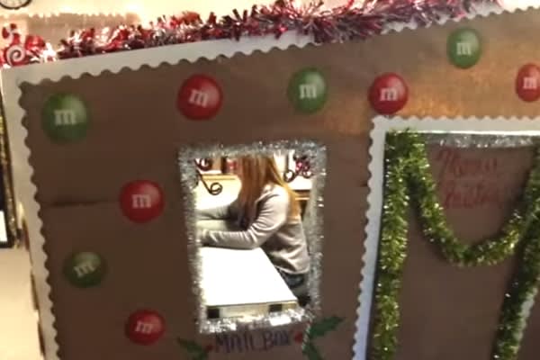 San Diego Police Employee Decorates Cubicle as Life-Size Gingerbread House