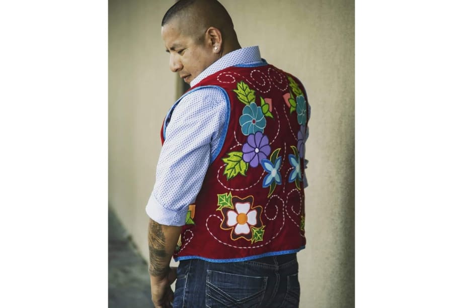 Retired Minnesota Police Chief Now Handcrafting Native American Regalia