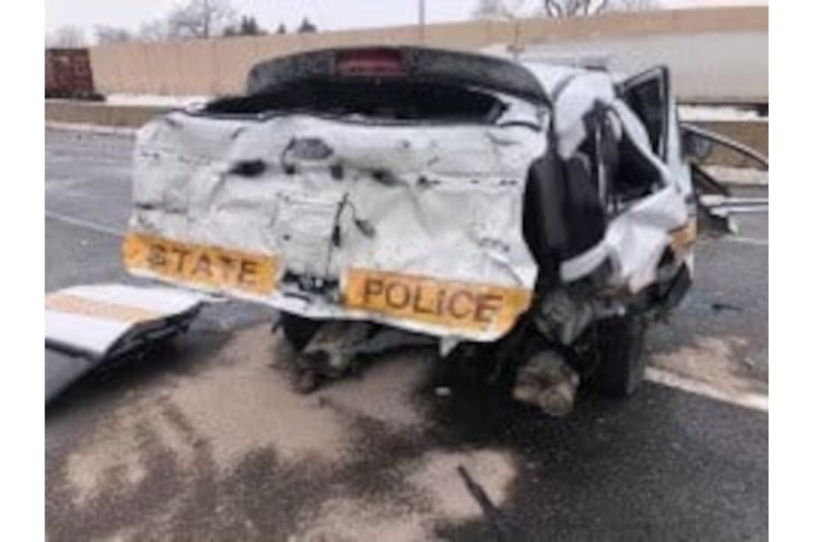 Illinois Trooper Seriously Injured During Crash Response