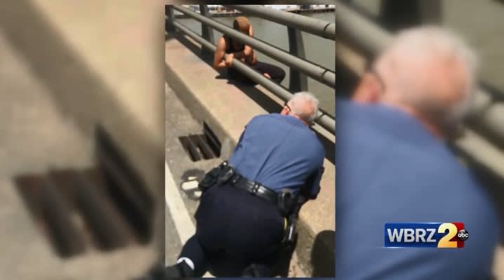 LA Deputy Saves Pregnant Woman from Jumping Off Bridge